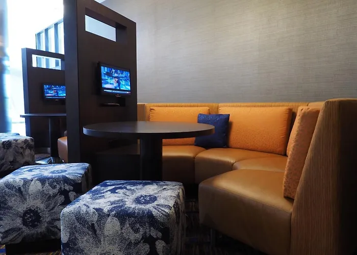 Courtyard By Marriott Columbus West/Hilliard